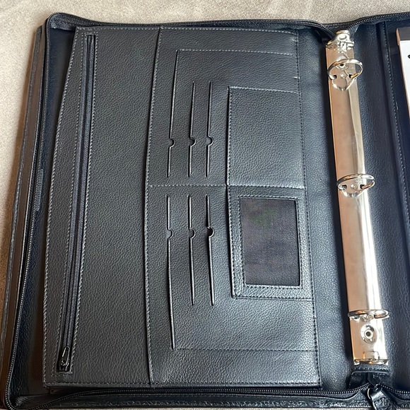 FiloFax Portfolio with Handles NWOT - Picture 5 of 8